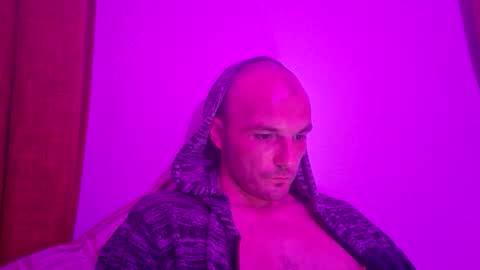 shalom77712327 online show from 13, 4, 2026