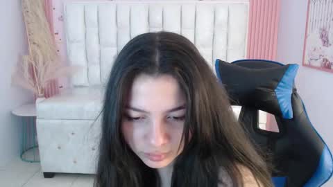 Shalon  online show from 11, 11, 2025