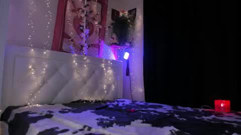 Snapshot of shameles_pussy chatting on 19, 9, 2025 shameles_pussy online show from 19, 9, 2025