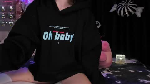 Snapshot of shameles_pussy chatting on 19, 10, 2025 shameles_pussy online show from 19, 10, 2025