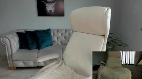 Snapshot of shanabellucy chatting on 5, 2, 2025 onlyfans shanabellucy online show from 5, 2, 2025