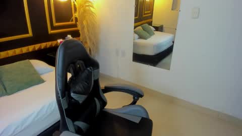 Shanel online show from 14, 2, 2026