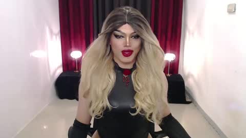 Snapshot of shanex01 chatting on 7, 12, 2024 Shane X online show from 7, 12, 2024