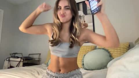 Snapshot of shaniandeagle_ chatting on 26, 11, 2025 shaniandeagle_ online show from 26, 11, 2025