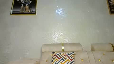 shanizz online show from 2, 1, 2025