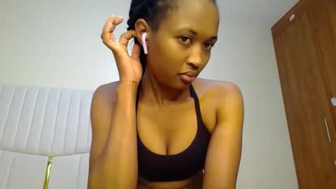 shanizz online show from 2, 2, 2025