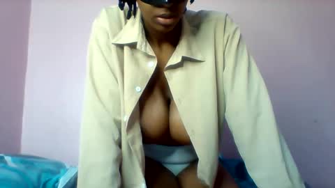 Snapshot of shanizzz chatting on 4, 3, 2026 shanizz online show from 4, 3, 2026