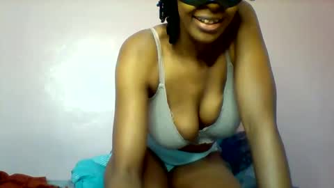 Snapshot of shanizzz chatting on 15, 3, 2026 shanizz online show from 15, 3, 2026
