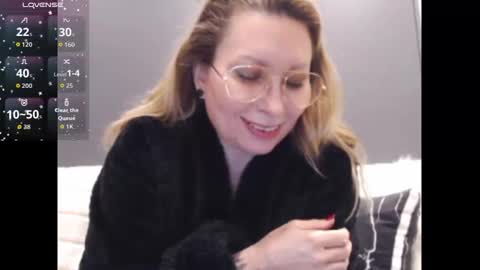 Snapshot of shannon07 chatting on 14, 12, 2025 Shannon07 online show from 14, 12, 2025