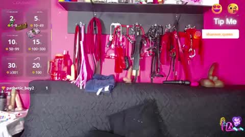 Snapshot of shannon_queen_ chatting on 6, 7, 2026 Shannon online show from 6, 7, 2026