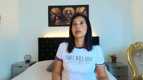  Shanon  online show from 9, 4, 2026