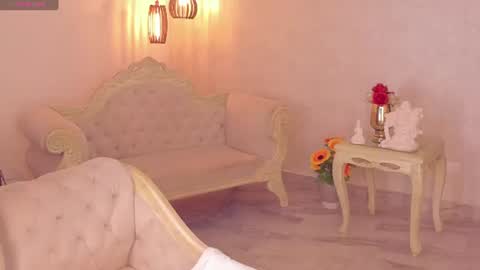 Snapshot of shantallknowless chatting on 3, 7, 2026 ShantallKnowles online show from 3, 7, 2026