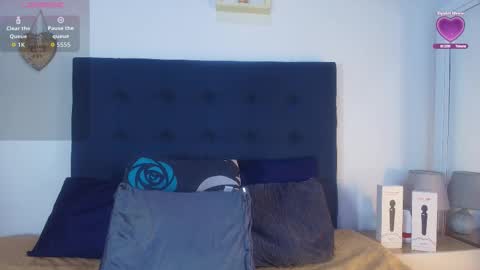 shantallvegga1 online show from 4, 3, 2026