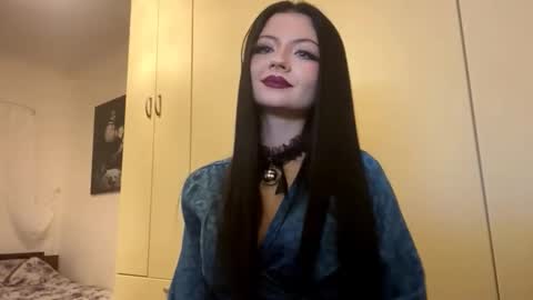 Angie online show from 20, 10, 2025