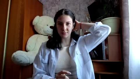 Snapshot of sharicehollinghead chatting on 31, 5, 2026 Viki3 online show from 31, 5, 2026