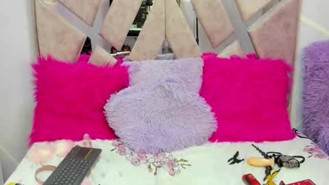 Snapshot of sharik_noa chatting on 19, 9, 2025 sharik noa online show from 19, 9, 2025