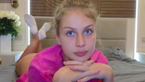 Snapshot of sharleenproject chatting on 16, 1, 2026 Sharleen online show from 16, 1, 2026