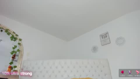 Sharlot online show from 16, 12, 2025