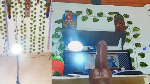 Snapshot of sharlotte_sexx chatting on 27, 4, 2026 S online show from 27, 4, 2026