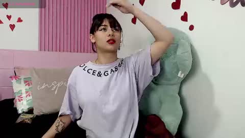 Snapshot of sharly_glow chatting on 10, 7, 2026 sharly_glow online show from 10, 7, 2026