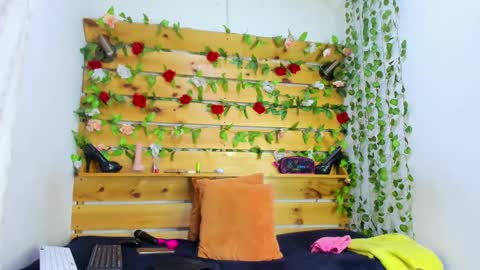 Sharol online show from 4, 10, 2025