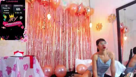 Snapshot of sharon_leather chatting on 19, 9, 2025 sharon_leather online show from 19, 9, 2025