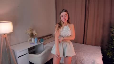 sharronsaephan online show from 15, 10, 2025