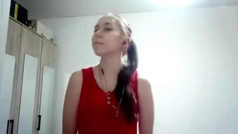 Snapshot of shawanaanene chatting on 4, 12, 2025 Annette online show from 4, 12, 2025