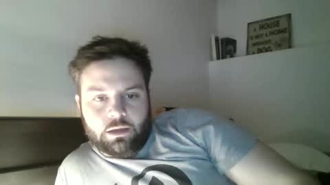 Snapshot of shawn354119215 chatting on 17, 3, 2026 New online show from 17, 3, 2026
