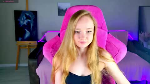 Snapshot of shawty_mia chatting on 8, 1, 2026 Shawty Mia online show from 8, 1, 2026