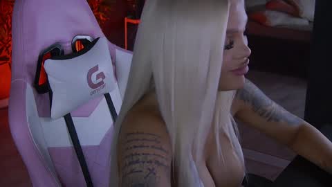 shayblonde online show from 9, 1, 2025