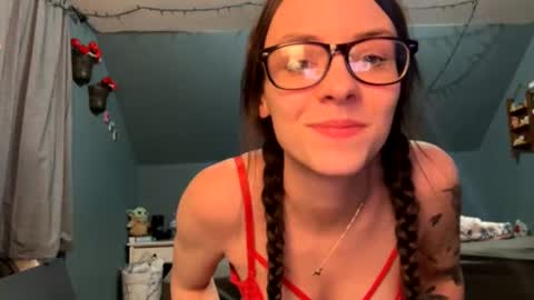 Snapshot of shaylar21 chatting on 21, 2, 2026 shaylar21 online show from 21, 2, 2026