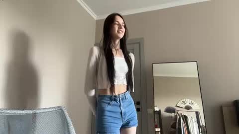 Snapshot of shaynenazzaro chatting on 15, 7, 2026 Olivia online show from 15, 7, 2026