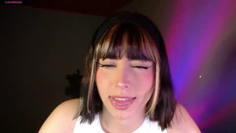 she_alice online show from 16, 4, 2026