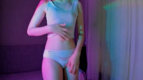 Snapshot of she_angell chatting on 13, 6, 2026 Anny online show from 13, 6, 2026