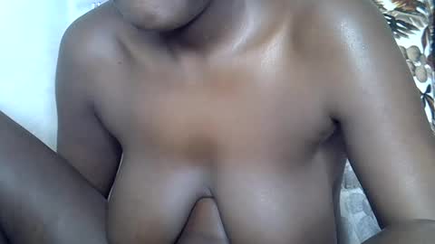 Snapshot of shees_sweet chatting on 14, 7, 2026 shees_sweet online show from 14, 7, 2026