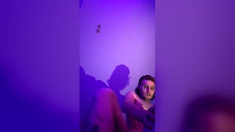 Snapshot of shelbsss17 chatting on 4, 4, 2026 shelbsss17 online show from 4, 4, 2026