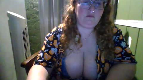 Snapshot of shelbyannn chatting on 18, 4, 2026 Red online show from 18, 4, 2026