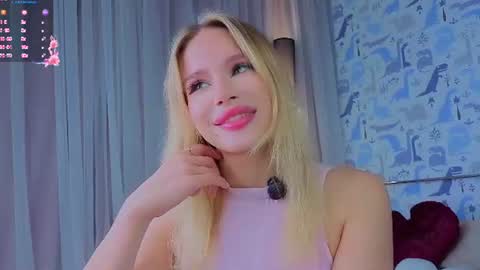 Snapshot of sheliamuyres chatting on 15, 7, 2026 Lina online show from 15, 7, 2026