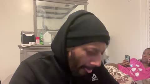 Snapshot of shelikes2play412 chatting on 7, 1, 2026 Aquarius69 online show from 7, 1, 2026