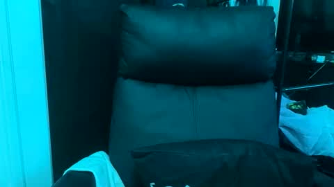 Snapshot of shelikes2play412 chatting on 1, 3, 2026 Aquarius69 online show from 1, 3, 2026