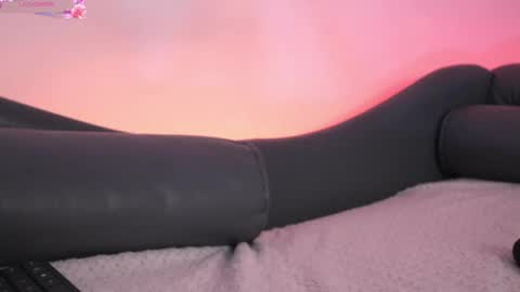  Transmission schedule Monday - Friday 715 am to 200 pm time Colombia  online show from 6, 3, 2025