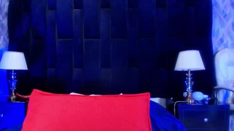 Shelsy online show from 4, 3, 2025