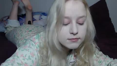 Snapshot of sherlystero chatting on 24, 1, 2025 sher online show from 24, 1, 2025