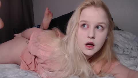 Snapshot of sherlystero chatting on 23, 2, 2025 sher online show from 23, 2, 2025