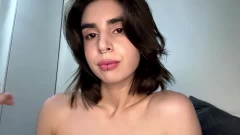 Snapshot of sheryllmafua chatting on 24, 5, 2026 Amy online show from 24, 5, 2026