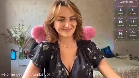 Snapshot of sheslike_firstlove chatting on 24, 7, 2026 Vanessa online show from 24, 7, 2026