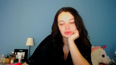 Snapshot of shesyourdream chatting on 12, 2, 2026 Vikki online show from 12, 2, 2026