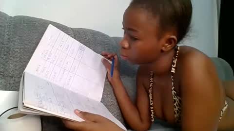 Snapshot of shi_assy chatting on 19, 11, 2025 shi assy online show from 19, 11, 2025