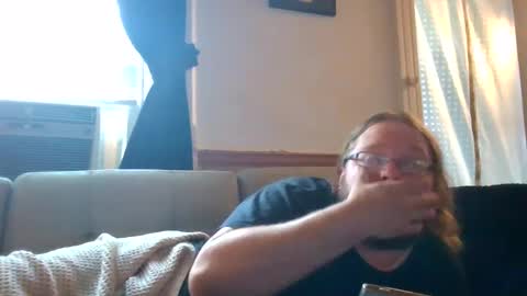 Snapshot of shifty885 chatting on 28, 9, 2025 shifty885 online show from 28, 9, 2025